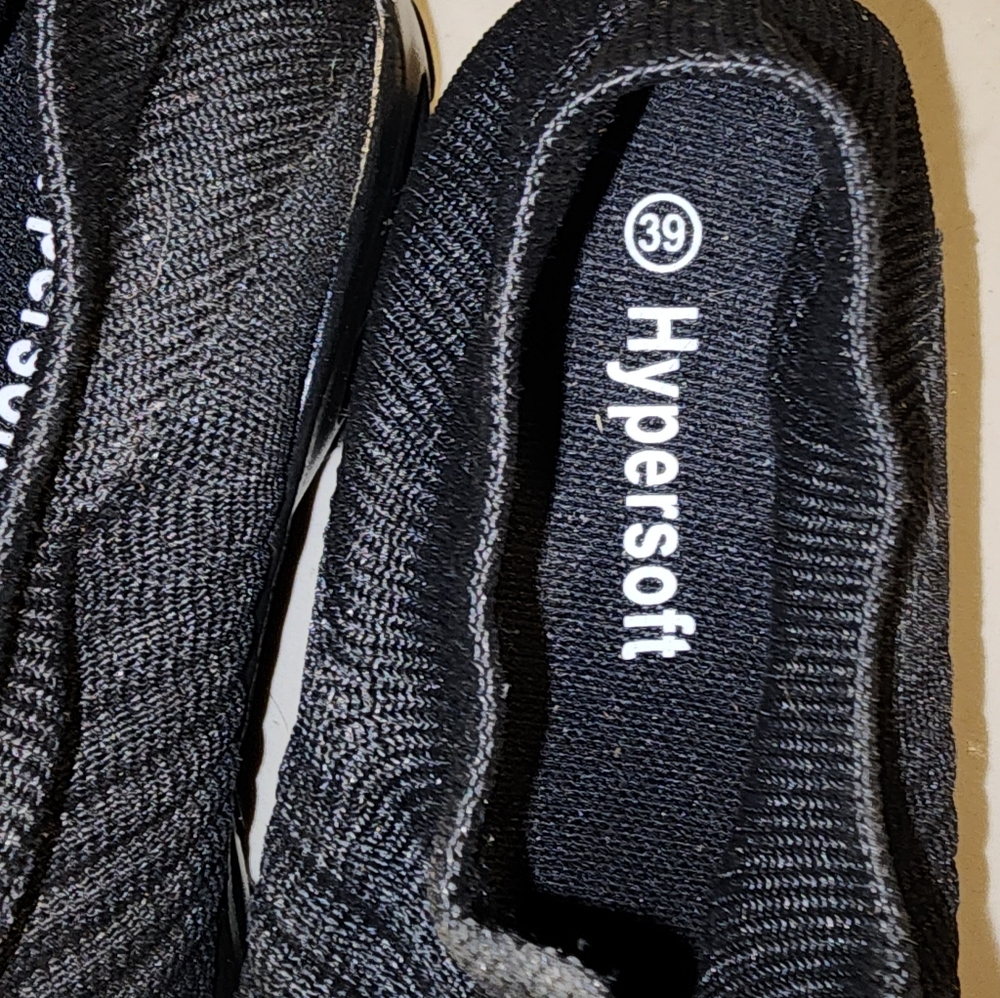 🎀 Hypersoft Sneakers- slipon black on black size 39  Black